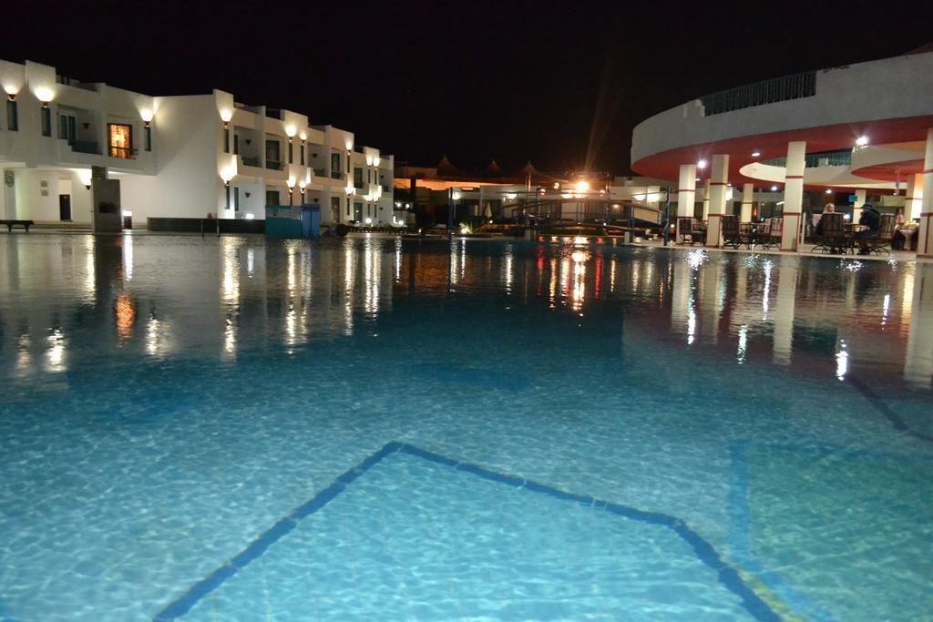 Sharm Holiday Resort Екстер'єр фото
